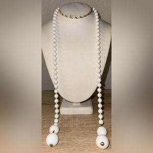 Vintage Open-Ended Pearl White & Gold Necklace